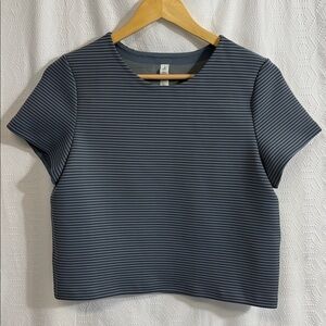 Lululemon Black gray Shaped Short Sleeve Spacer Tshirt